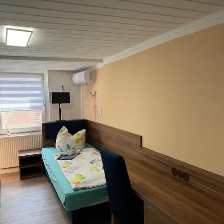 Monteurwohnung Memleben Luetzower 12 Kaiserpfalz