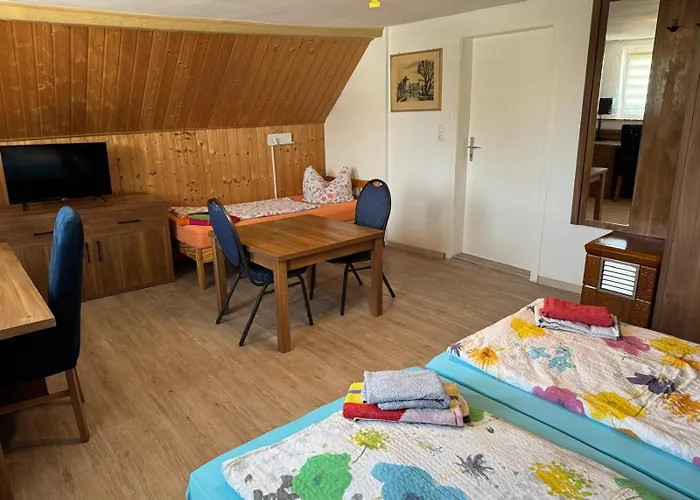 Memleben Luetzower 12 Дом отдыха Kaiserpfalz